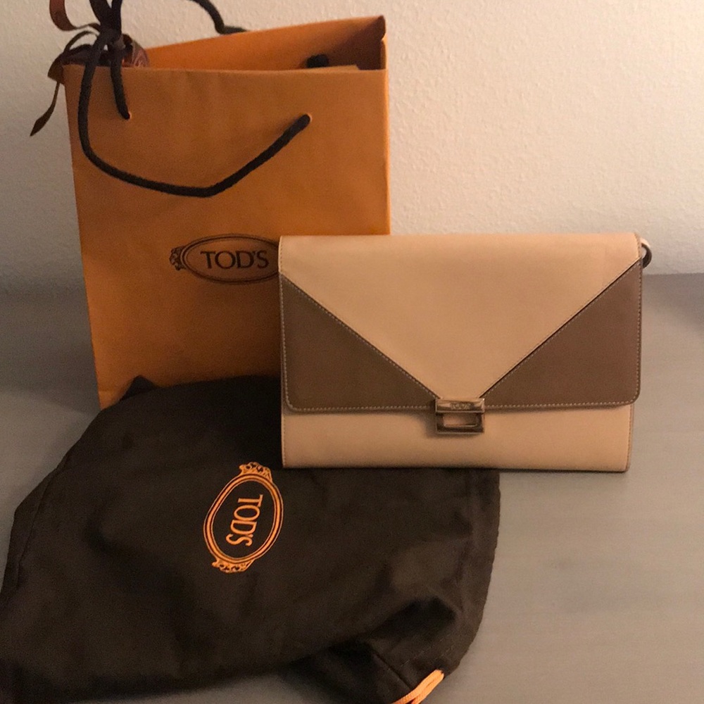 Tods clutch